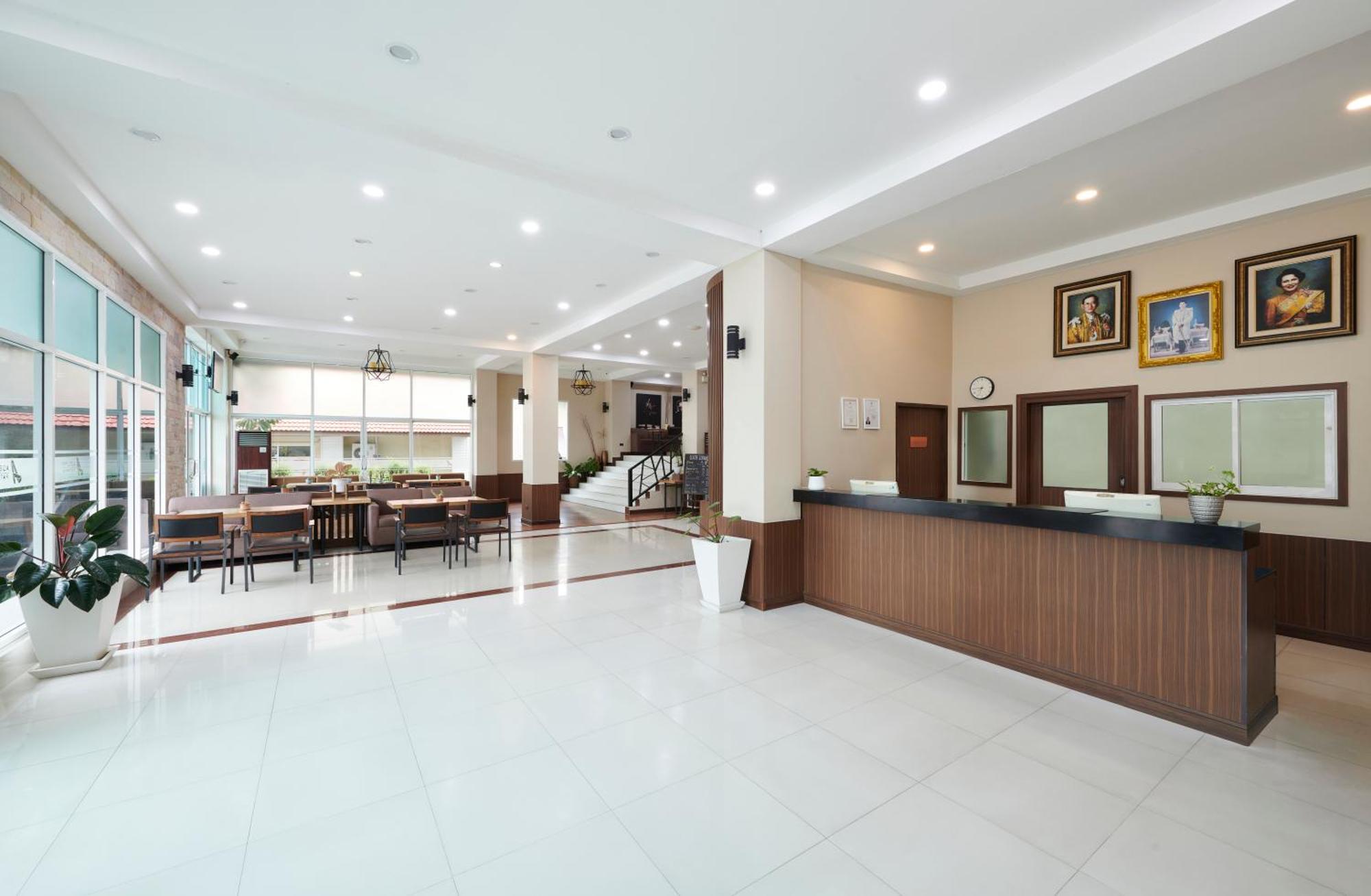 Adelphi Pattaya Otel Dış mekan fotoğraf