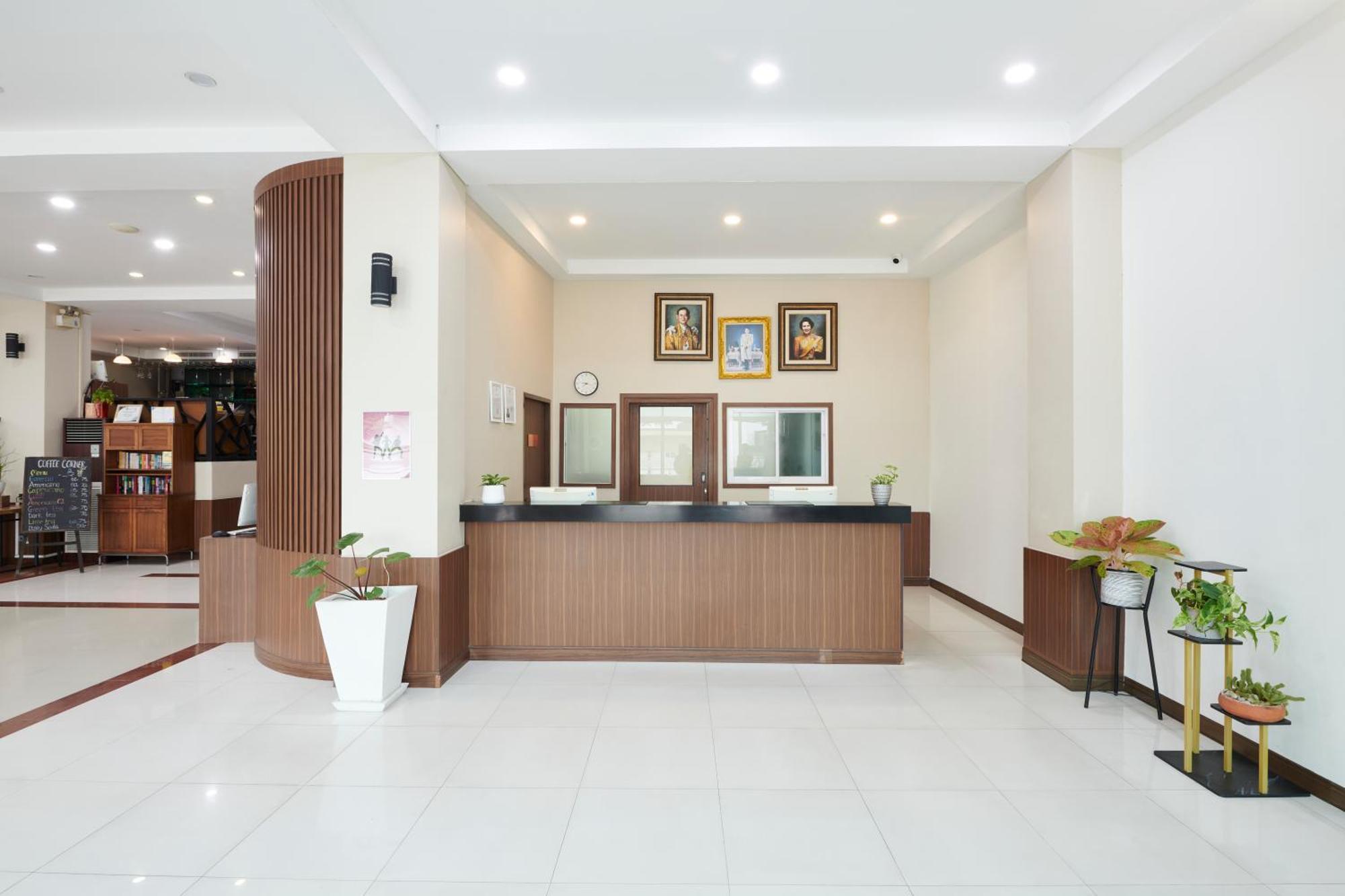 Adelphi Pattaya Otel Dış mekan fotoğraf