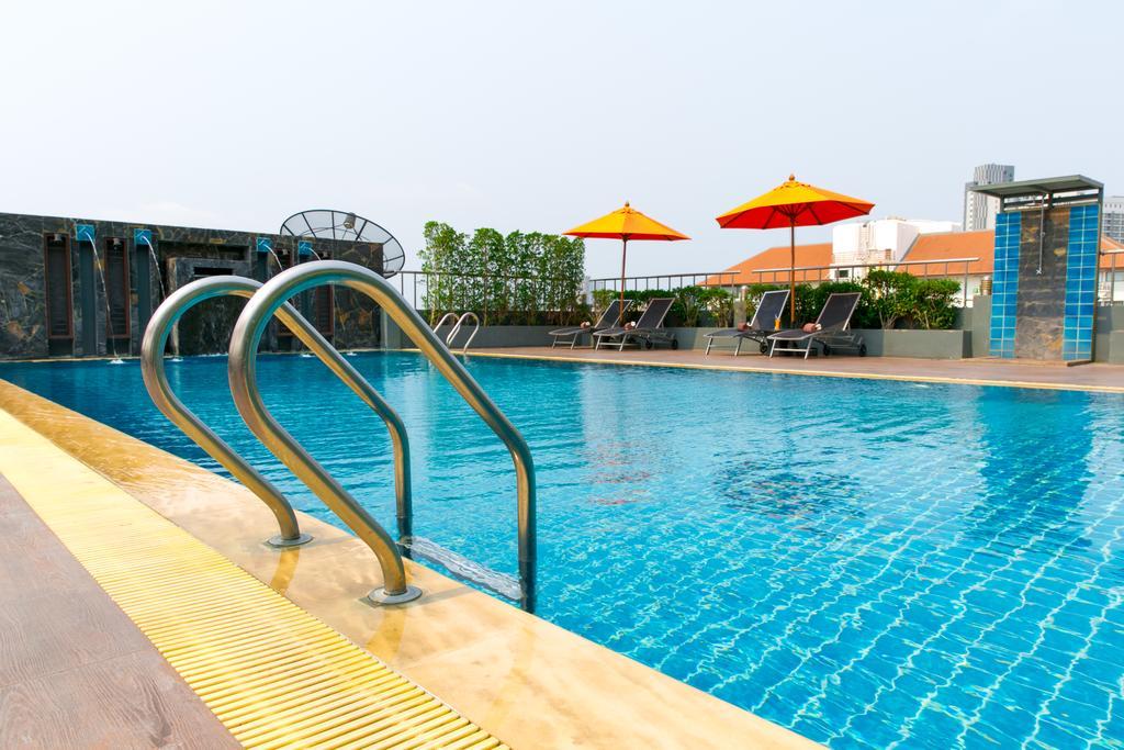 Adelphi Pattaya Otel Dış mekan fotoğraf